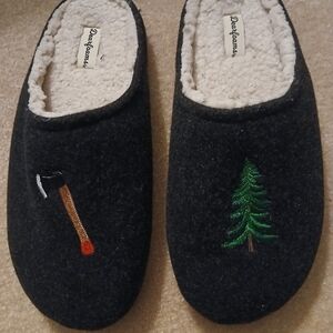 Dearfoams Mens Slippers Size Large 9/10M Black Heather Embroidered Tree Axe